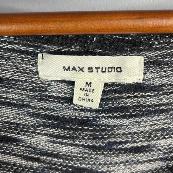 MAX STUDIO Loose Fit Tunic Dress Black Crewneck Long Sleeve Lagenlook Size M - Picture 8 of 12